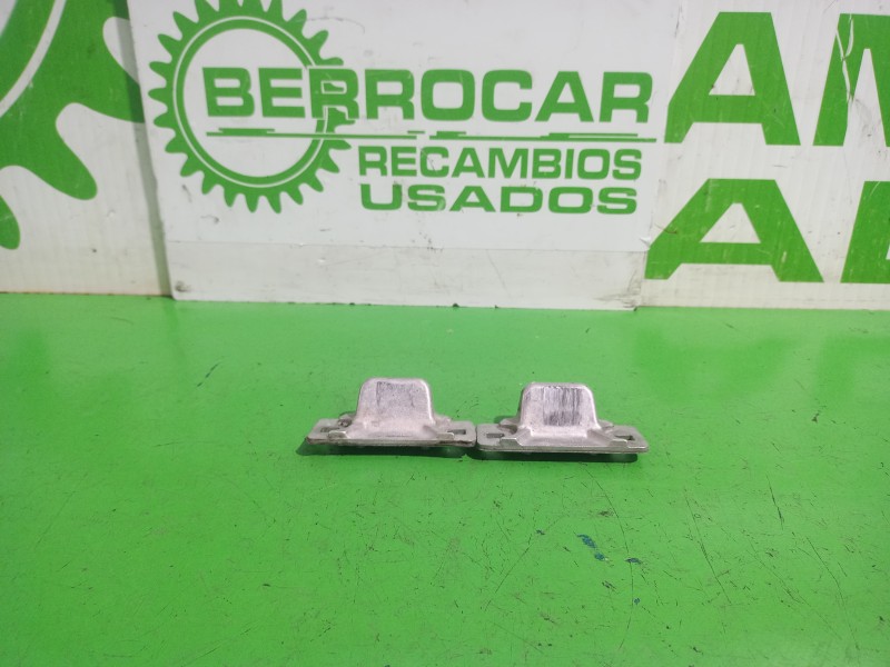 Recambio de soporte para renault kangoo profesional referencia OEM IAM 65493RE  