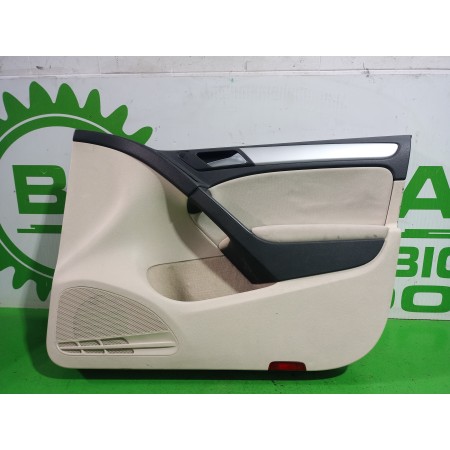 Recambio de guarnecido puerta delantera derecha para volkswagen golf vi (5k1) advance referencia OEM IAM 5K4867012  