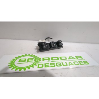 Recambio de mando elevalunas delantero izquierdo para hyundai i30 (fd) 1.6 crdi referencia OEM IAM 935702L010  