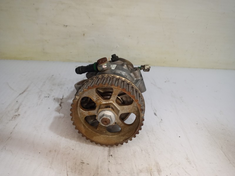 Recambio de bomba inyeccion para renault scenic ii authentique referencia OEM IAM 8200057225  