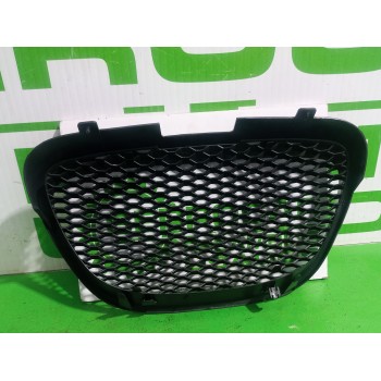 Recambio de rejilla delantera para seat altea (5p1) style copa referencia OEM IAM 379509080504  