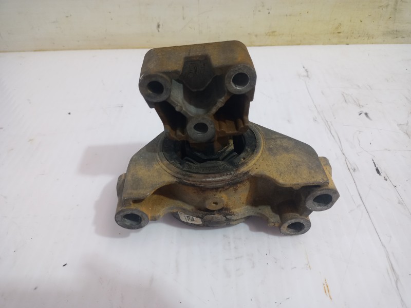 Recambio de soporte motor delantero para peugeot bipper tepee basis referencia OEM IAM 071A236  