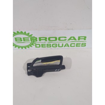 MANETA INTERIOR DELANTERA IZQUIERDA 826102L0009R 