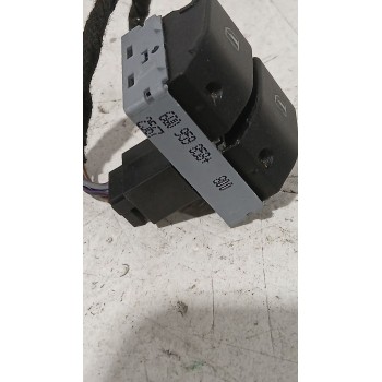 Recambio de mando elevalunas delantero izquierdo para seat ibiza iii (6l1) 1.4 tdi referencia OEM IAM 6Q0959858  