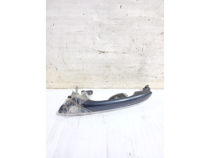 Recambio de maneta exterior delantera izquierda para mercedes-benz clk (c209) clk 240 (209.361) referencia OEM IAM 2117600770918