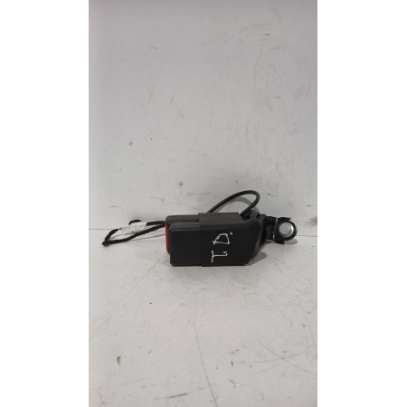 Recambio de enganche cinturon trasero derecho para nissan qashqai ii (j11, j11_) 1.3 dig-t referencia OEM IAM 888524EA5A  
