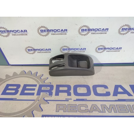 Recambio de moldura interior para peugeot 206 berlina referencia OEM IAM 96250374  