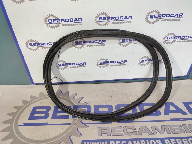 Recambio de gomas contorno puerta para seat altea (5p1) referencia OEM IAM 5P0827705G  