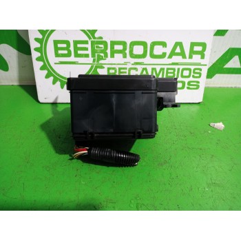 Recambio de caja reles / fusibles para honda civic berlina .5 (ma/mb) 1.5 referencia OEM IAM 3825AST3G000  