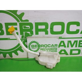Recambio de deposito limpia para renault kangoo profesional referencia OEM IAM 8200431475  