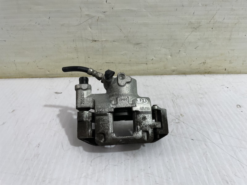 Recambio de pinza de freno delantera derecha para fiat 500 cabrio (150) aniversario referencia OEM IAM 735487230  