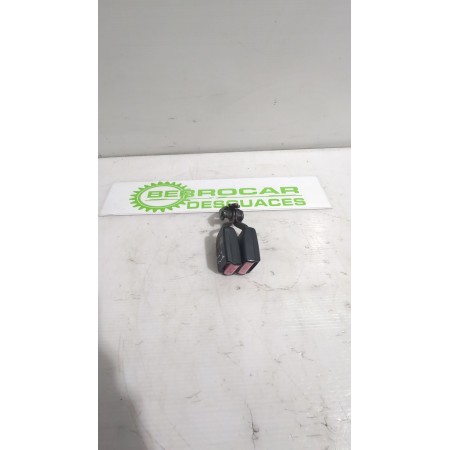 Recambio de enganche cinturon trasero izquierdo para peugeot 407 (6d_) 1.6 hdi 110 (6d9hzc, 6d9hyc) referencia OEM IAM 8974L6  