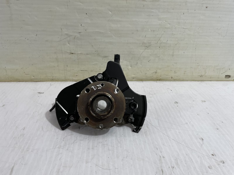 Recambio de mangueta delantera izquierda para fiat 500 cabrio (150) aniversario referencia OEM IAM 51857829  