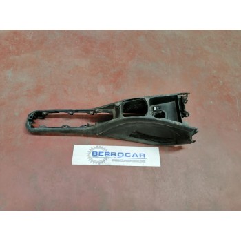 Recambio de consola central para fiat punto (evo) (199) 1.3 16v jtd cat referencia OEM IAM 735486548  