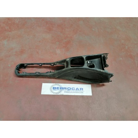 Recambio de consola central para fiat punto (evo) (199) 1.3 16v jtd cat referencia OEM IAM 735486548  