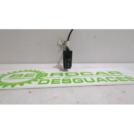 Recambio de mando elevalunas trasero derecho para hyundai i30 (fd) 1.6 crdi referencia OEM IAM 935802L000  