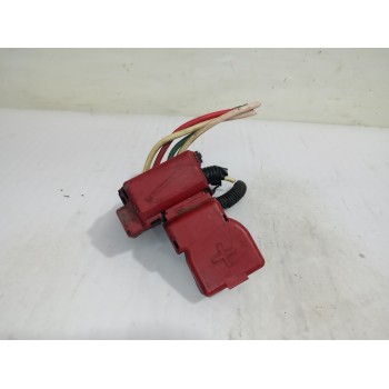 Recambio de borna postiva para nissan micra (k12e) acenta referencia OEM IAM 2438079915  