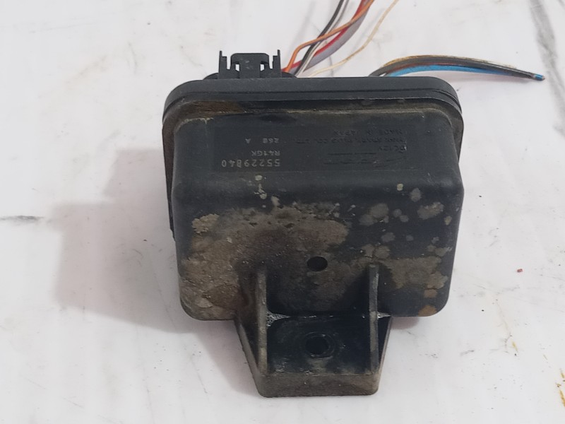 Recambio de caja precalentamiento para peugeot bipper tepee basis referencia OEM IAM 55229840  