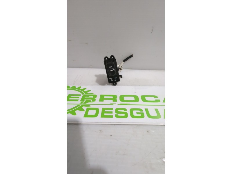 Recambio de mando elevalunas trasero izquierdo para hyundai i30 (fd) 1.6 crdi referencia OEM IAM 935802L000  