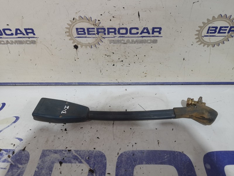 Recambio de anclaje cinturon para mitsubishi montero (l040) 2.5 turbodiesel referencia OEM IAM 001225F5  
