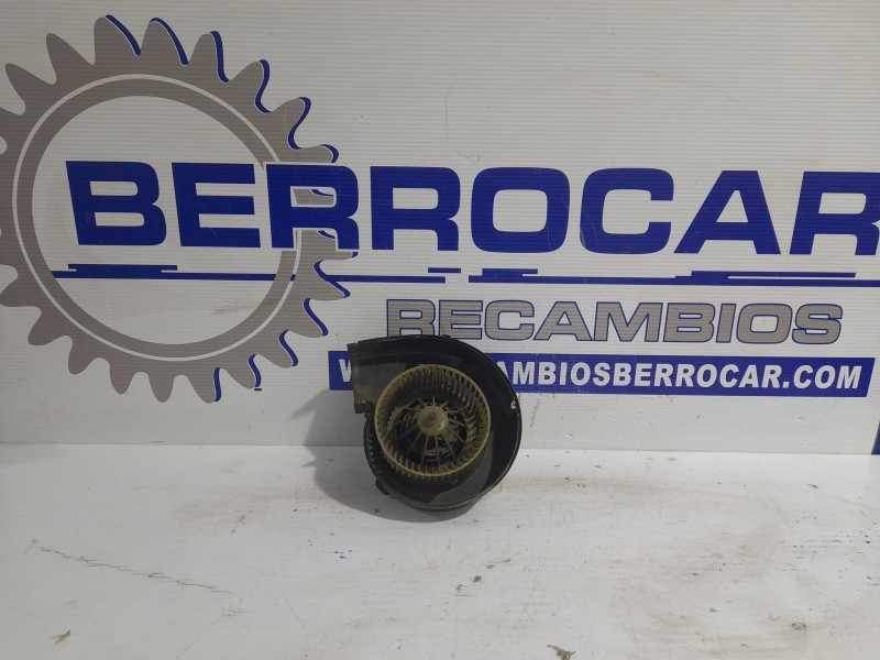 Recambio de motor calefaccion para citroën jumpy 1.9 diesel referencia OEM IAM 9041220837  
