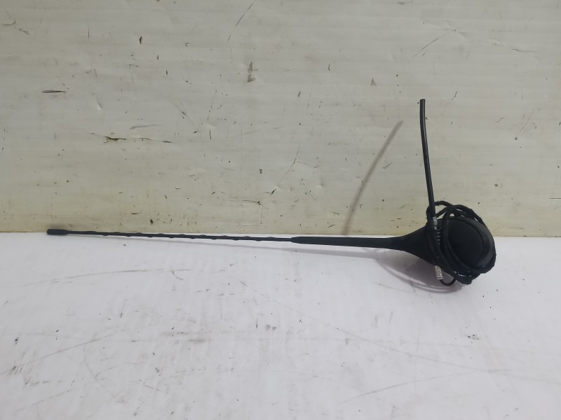 Recambio de antena para peugeot 207 confort referencia OEM IAM 9665549680  