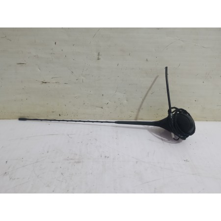 Recambio de antena para peugeot 207 confort referencia OEM IAM 9665549680  