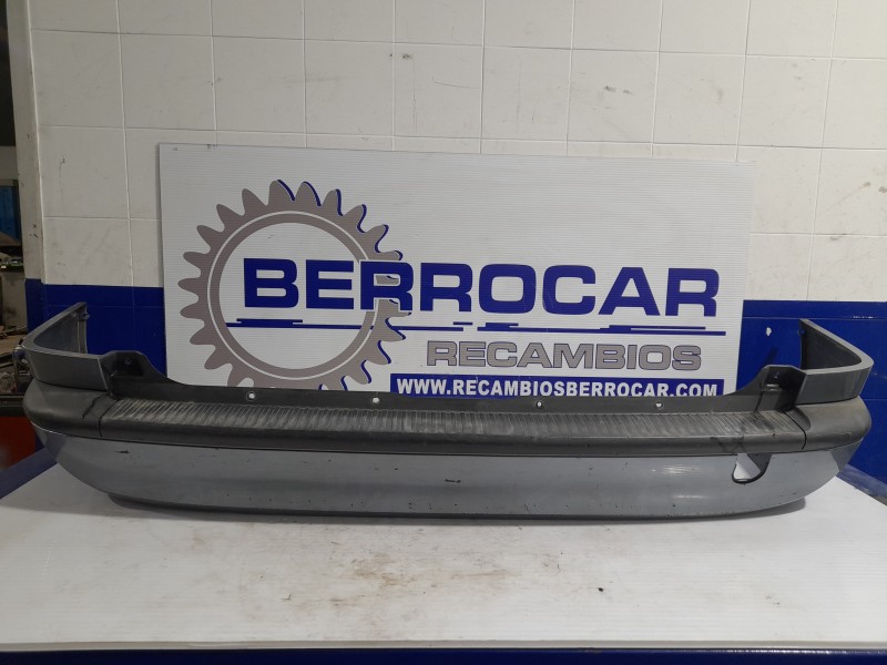 Recambio de paragolpes trasero para opel zafira a elegance referencia OEM IAM 90580820  