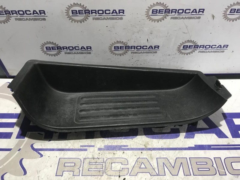Recambio de estribo plataforma para volkswagen t5 bus 1.9 tdi cat (axb) referencia OEM IAM 7H0863765B  