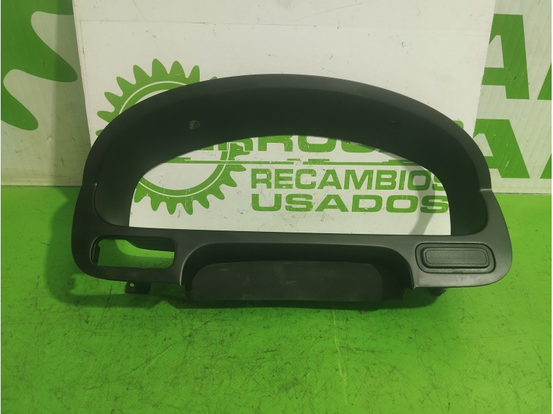 Recambio de moldura para honda civic berlina .5 (ma/mb) 1.5 referencia OEM IAM 77200ST3E00ZA  