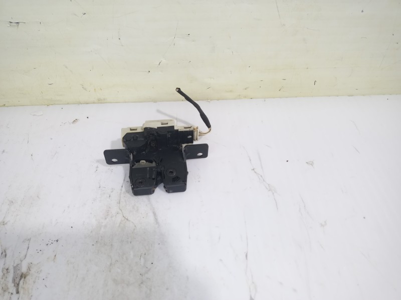 Recambio de cerradura maletero / porton para renault scenic ii authentique referencia OEM IAM 8200947699  