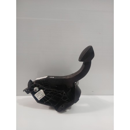 Recambio de pedal embrague para citroën jumpy iii furgoneta (v_) 1.5 bluehdi 100 referencia OEM IAM 9820457380  