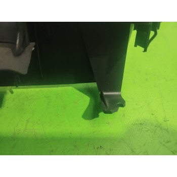 Recambio de moldura para honda civic berlina .5 (ma/mb) 1.5 referencia OEM IAM 77200ST3E00ZA  