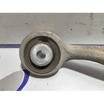 Recambio de brazo suspension inferior delantero izquierdo para seat exeo berlina (3r2) 2.0 tdi referencia OEM IAM 8E0407509P  