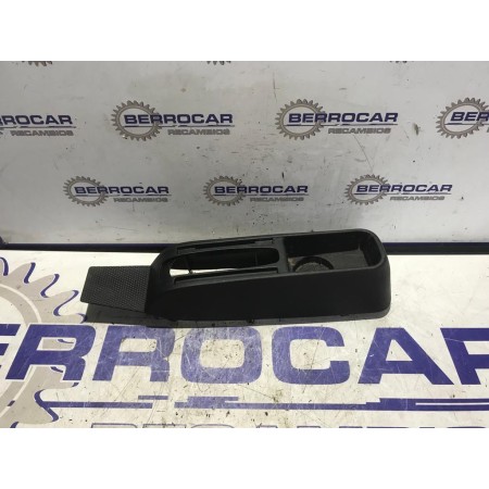 Recambio de consola central para fiat punto (evo) (199) 1.3 16v jtd cat referencia OEM IAM 735394634  