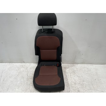 Recambio de asientos trasero derecho para skoda yeti active referencia OEM IAM 5L6885032  