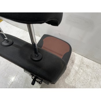 Recambio de asientos trasero derecho para skoda yeti active referencia OEM IAM 5L6885032  