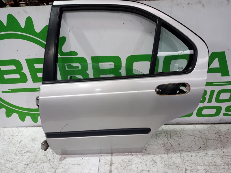 Recambio de puerta trasera izquierda para honda civic berlina .5 (ma/mb) 1.5 referencia OEM IAM 67550ST3E00ZZ  