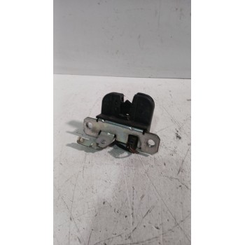 Recambio de cerradura maletero / porton para seat ibiza iii (6l1) 1.4 tdi referencia OEM IAM 6L6827505A  
