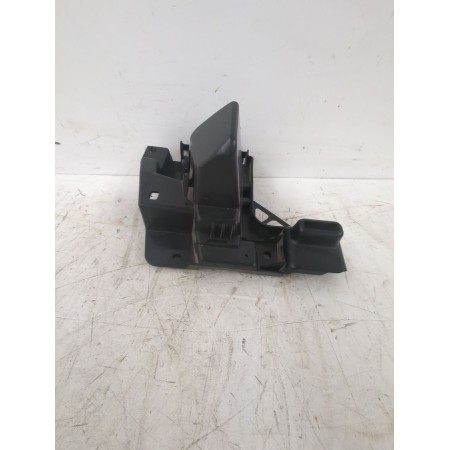 Recambio de puntera paragolpes trasera derecha para peugeot rifter 1.5 bluehdi 100 referencia OEM IAM 9816808080  