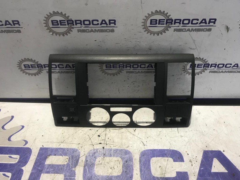 Recambio de moldura interior para volkswagen t5 bus 1.9 tdi cat (axb) referencia OEM IAM 7H0857237  