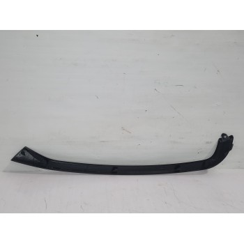 Recambio de moldura para citroën c3 feel referencia OEM IAM 39229551  