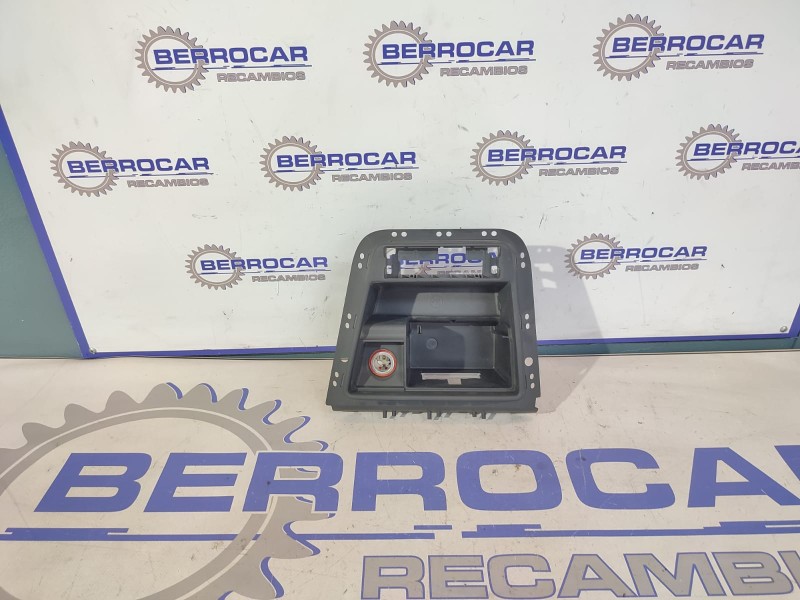 Recambio de moldura interior para volkswagen tiguan (5n2) referencia OEM IAM 5N1857961  