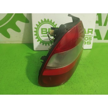 Recambio de piloto trasero izquierdo para honda civic berlina .5 (ma/mb) 1.5 referencia OEM IAM 33551ST3  