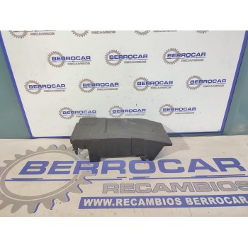 Recambio de moldura bateria para opel insignia berlina 2.0 16v cdti referencia OEM IAM 13330946  