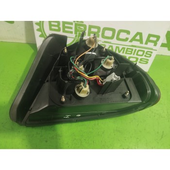 Recambio de piloto trasero izquierdo para honda civic berlina .5 (ma/mb) 1.5 referencia OEM IAM 33551ST3  