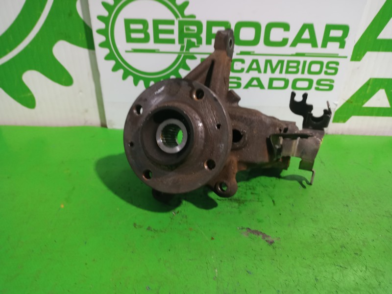 Recambio de mangueta delantera derecha para peugeot partner (s1) 2.0 hdi cat referencia OEM IAM 364753  