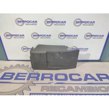 Recambio de moldura bateria para opel insignia berlina 2.0 16v cdti referencia OEM IAM 13330946  