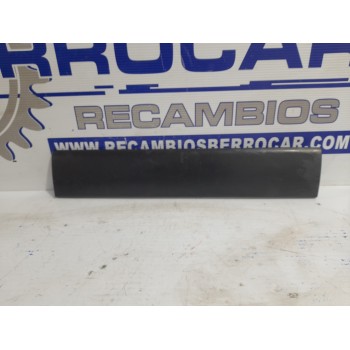 Recambio de molduras traseras para citroën jumpy 1.9 diesel referencia OEM IAM 1495792077  