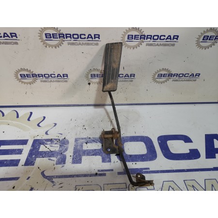 Recambio de pedal acelerador para mitsubishi montero (l040) 2.5 turbodiesel referencia OEM IAM MB011432  